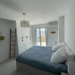 Gorgona, Maison Cycladique Gavrio