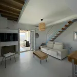 Gorgona, Maison Cycladique Gavrio