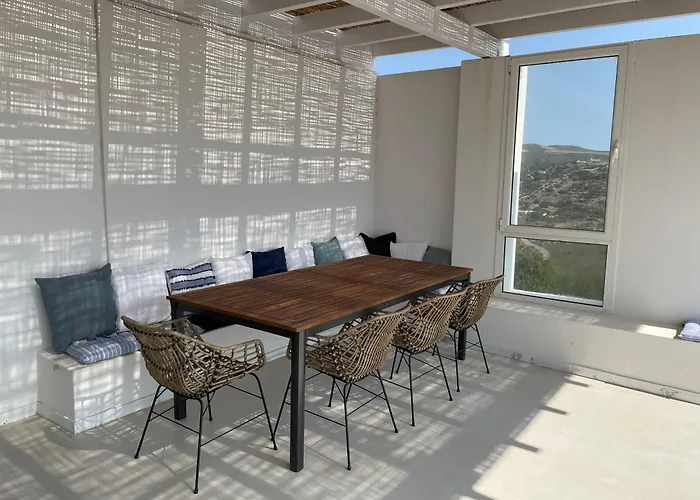 Gorgona, Maison Cycladique