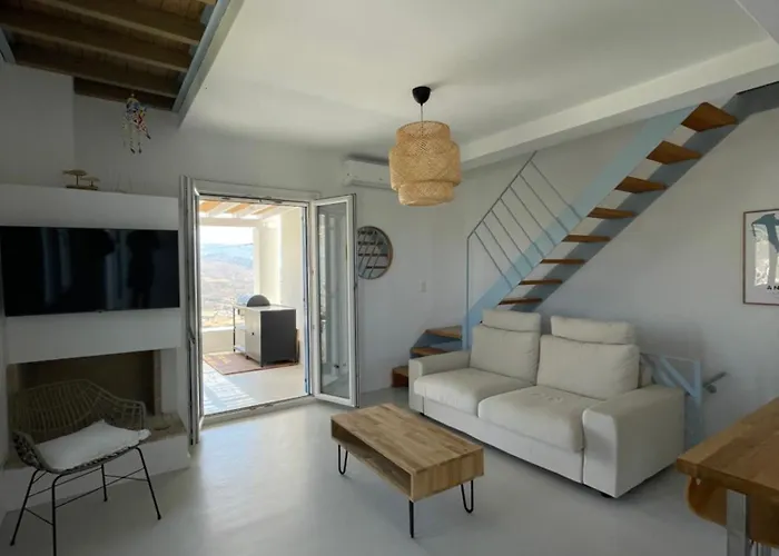 Gorgona, Maison Cycladique Gavrio