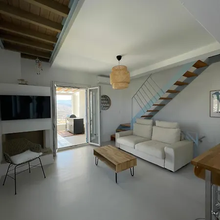Gorgona, Maison Cycladique Gavrio