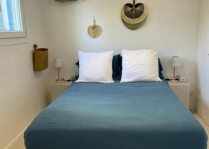 Gorgona, Maison Cycladique * Gavrio