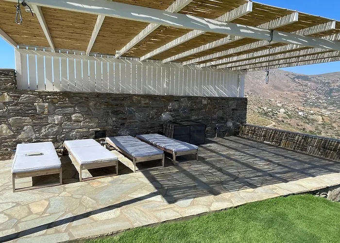 Gorgona, Maison Cycladique * Gavrio